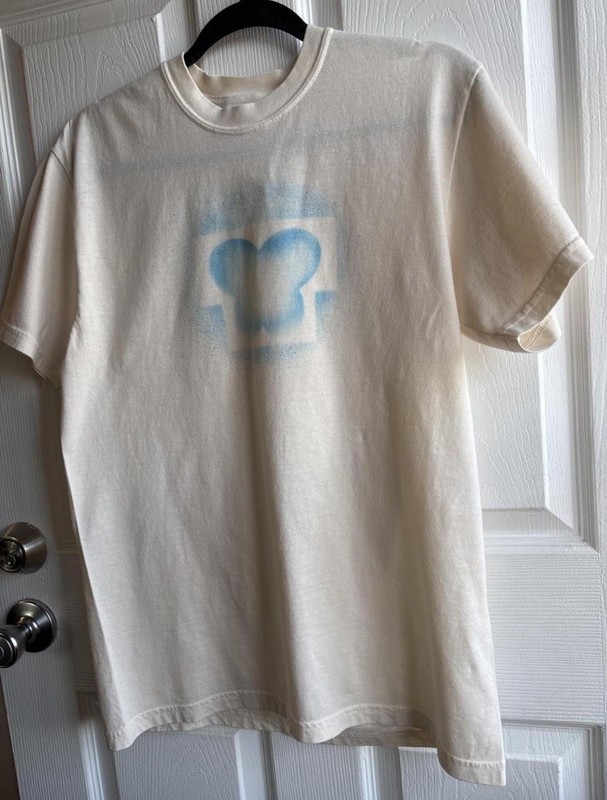 🐑 Comfort Colors Heart Graphic Print Crew Neck Tee Men’s M White/Blue