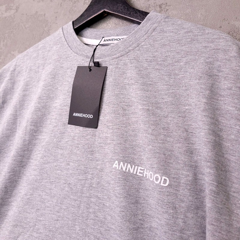 Annie hood Logo T-Shirt Womens S Oversized Grey Crew Neck 100% Cotton Tee gallery