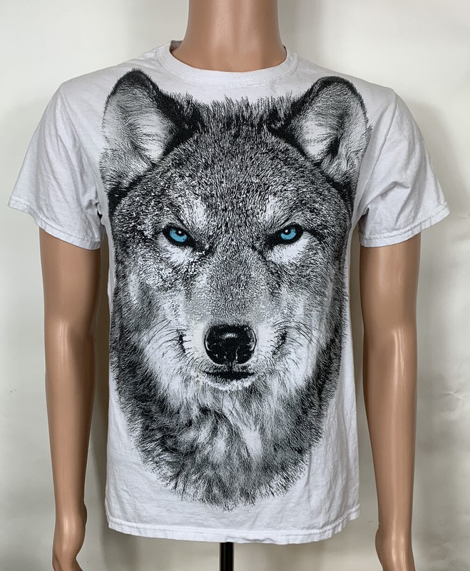 DOM It’s About The Art Blue Eyed Wolf Full Front Print T-Shirt Men’s Small