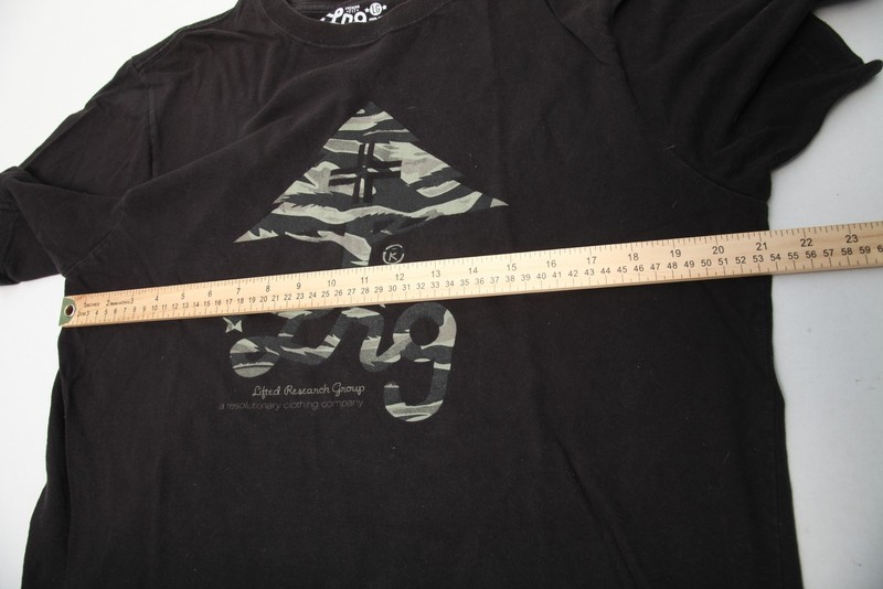 LRG Men's Black Camo Graphic Print Short Sleeve T-Shirt Premium Fit gallery