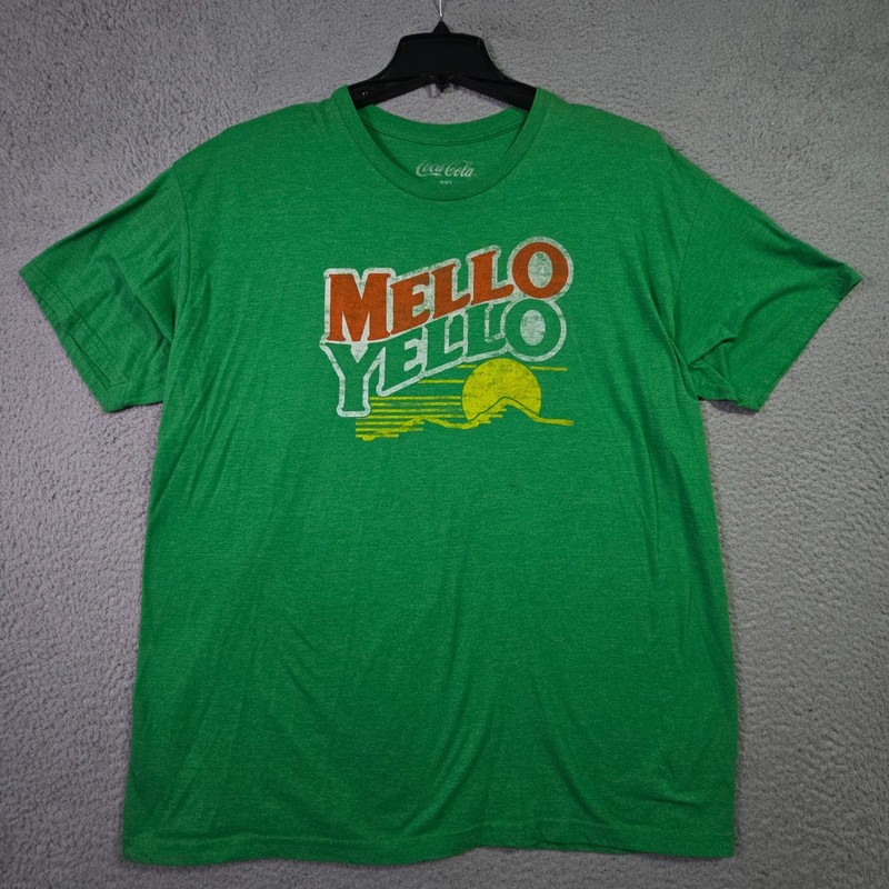 Mello Yellow Shirt Mens 2XL XXL Green Coke Classic 80s 90s Retro Distressed