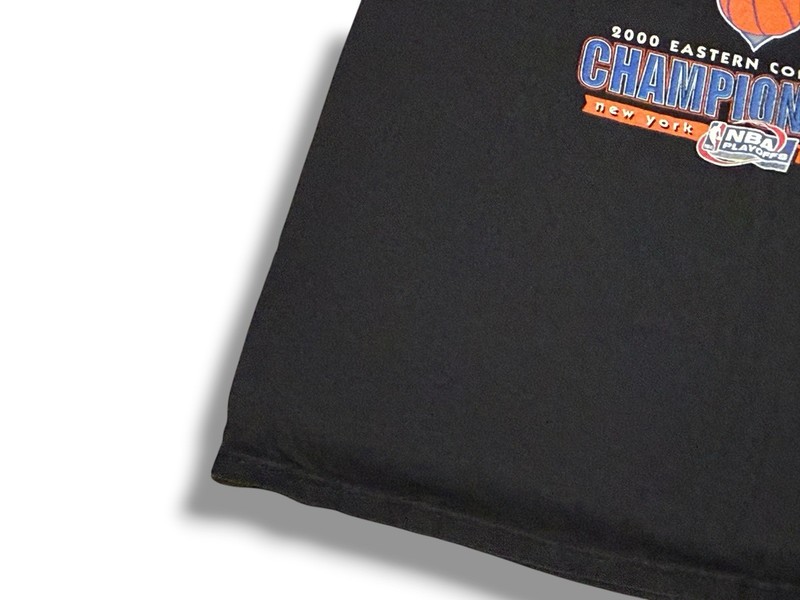 Vintage 2000 Champion New York Knicks XL Eastern Conference Championship T-Shirt gallery