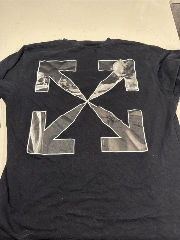 Off-White Men’s T-Shirt Size L