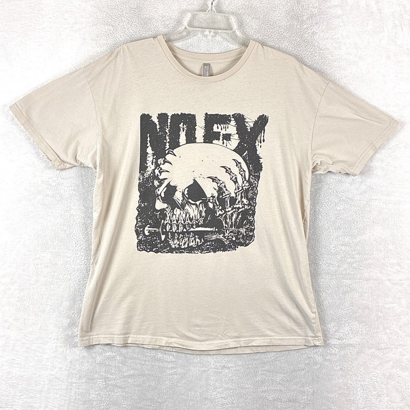NOFX Tshirt Mens XL Beige Black Final Tour Skull Thrash Skate Punk Rock Band