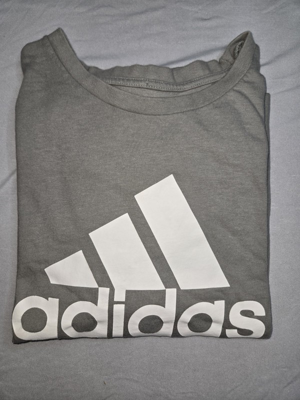 Adidas Gray Logo T-Shirt – White Graphic