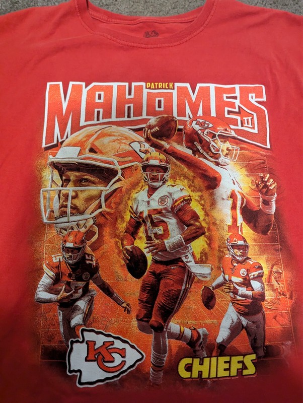 Patrick Mahomes T Shirt Men XL Red KC Short Sleeve NFL AFC West Chiefs gallery