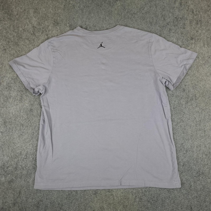 Jordan Shirt Mens XL Gray Air Jumpman Photo Panel Graphic Tee Basketball Nike gallery