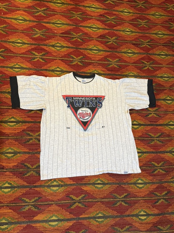 Vintage 1992 Minnesota Twins Salem Sportswear Pinstripe T-Shirt (Size XL)