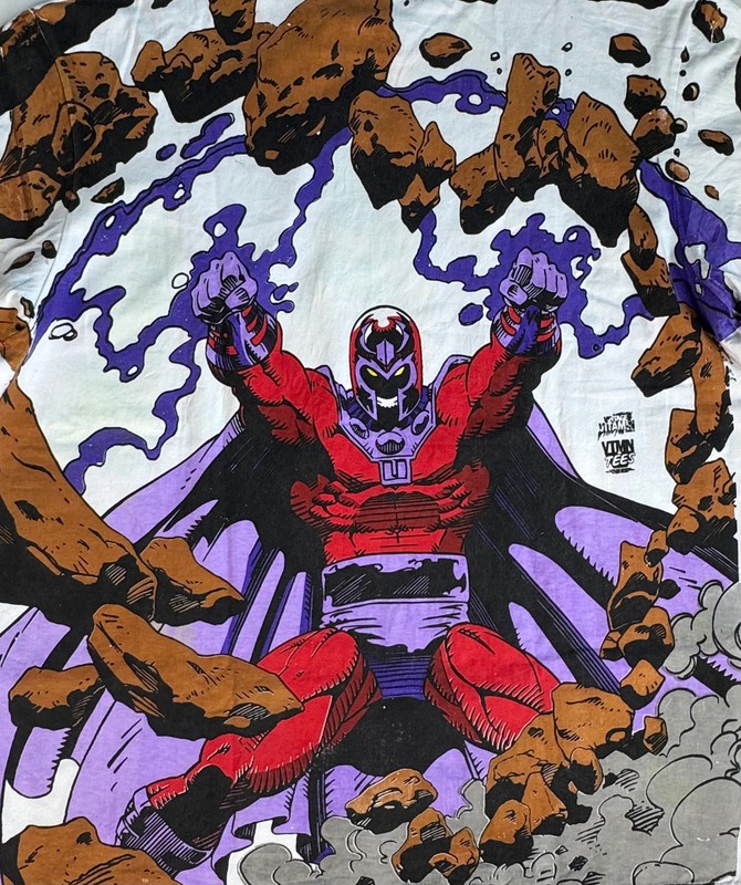 X-Men Group / Magneto Rocks T-Shirt - XL gallery