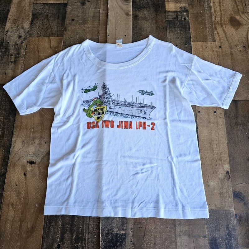 Vintage Desert Shield T Shirt USS IWO Jima LPH-2