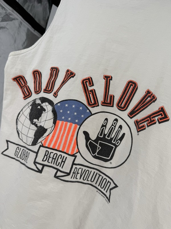 Vintage 90s Body Glove USA Tank Top T-Shirt Medium White Global Beach Revolution gallery