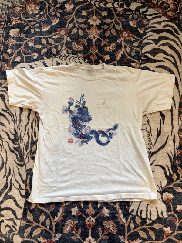Men’s Vintage Shanghai Chinese Dragon Tee Rare White Fits US Large Boxy Used 90s