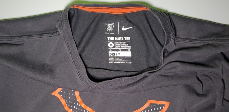 Nike NFL Chicago Bears Athletic Cut Mens Gray Orange Short Sleeve Shirt Size XL gallery
