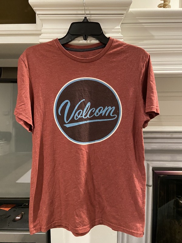 Volcom Modern Fit Red T Shirt Mens Size Medium GUC