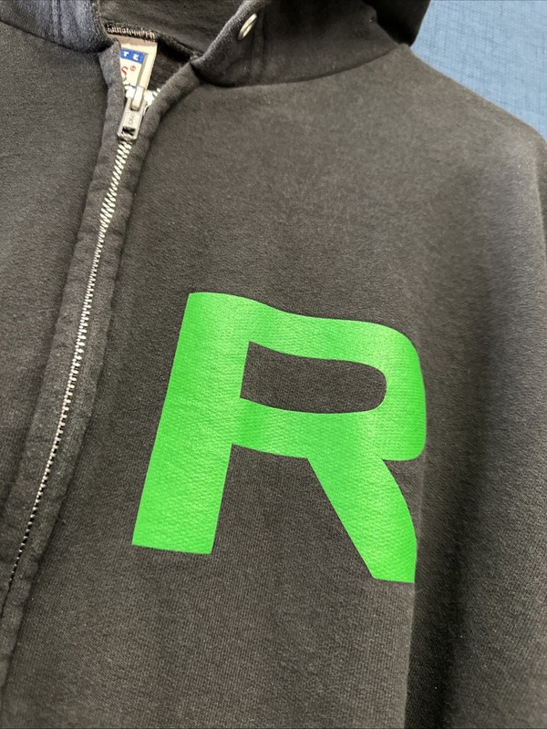 Rogue Fitness Classic Logo Hoodie Size ExtraLarge American Made CrossFit (RARE) gallery