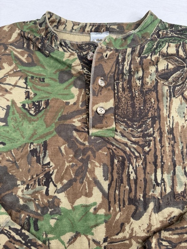 Vtg Cabelas Camo Henley Base Layer Shirt Heavyweight Hunting USA Made 80s 90s XL gallery
