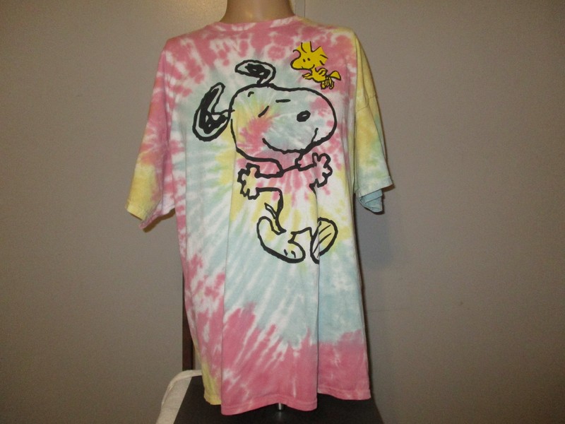 LOVE TRIBE SNOOPY WOODSTOCK GRAPHIC TIE DYE 100% COTTON T SHIRT XL FREE SHIPPING