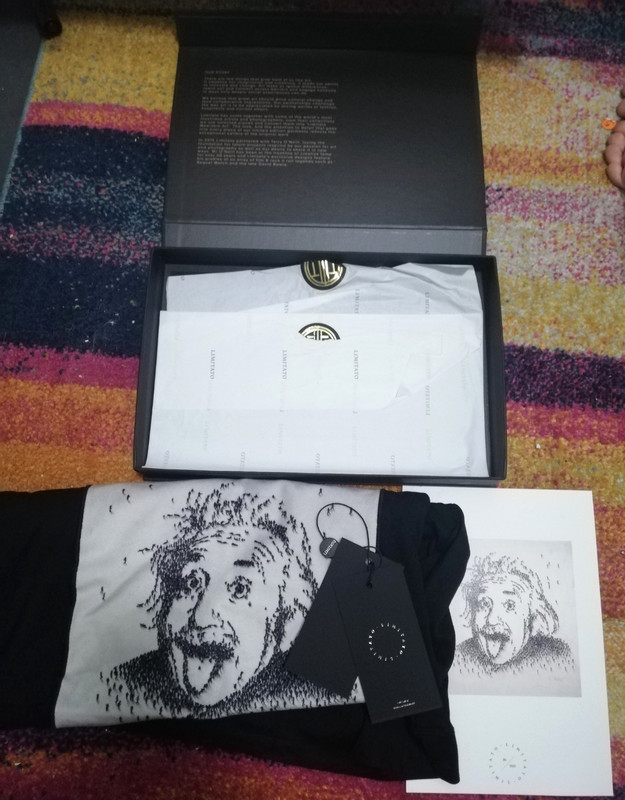 LIMITATO Einstein Tongue premium art fashion T shirt in presentation box/unworn!
