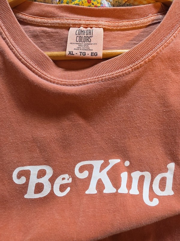 Be Kind Comfort Colors Heavyweight Tee XL Rust Terracotta Garment Dye