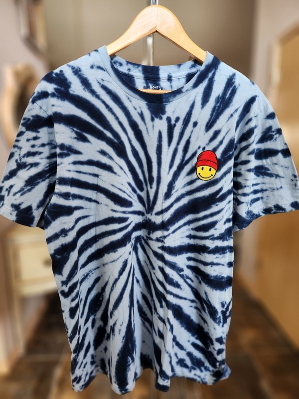 EIGHTY EIGHT BRAND Tie Dye T-Shirt Blue W/ RED Beanie Happy Face UNISEX Size L