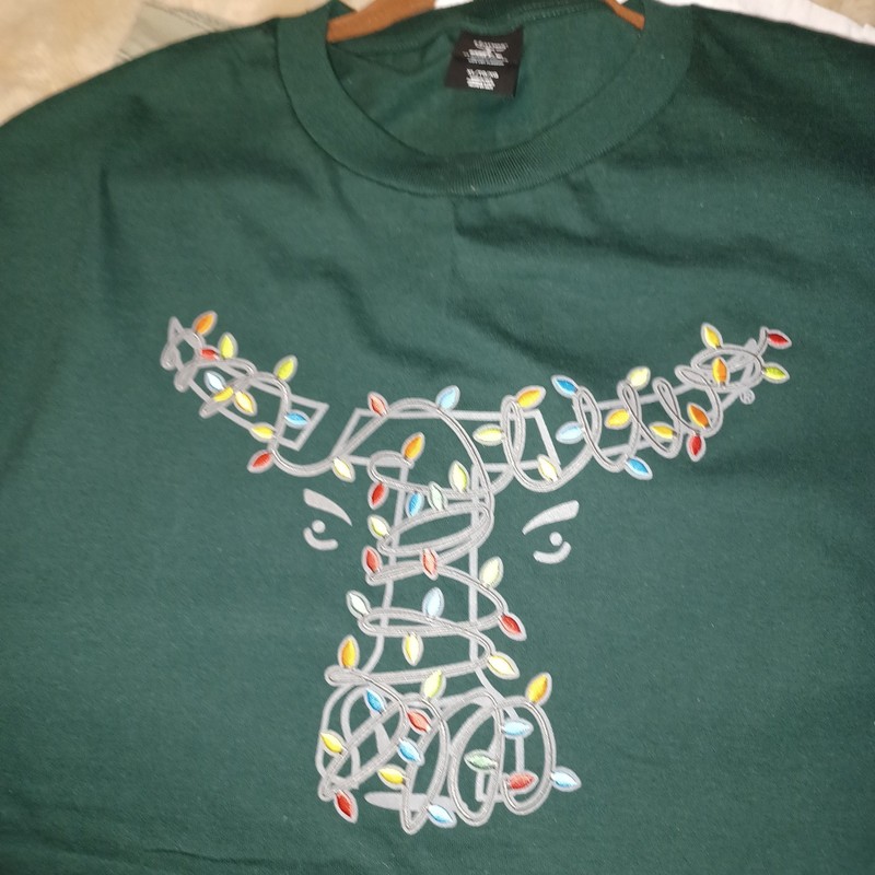 Hanes Christmas Tshirt XL green new Unisex