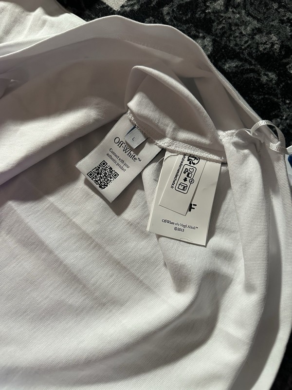 Off-White Men's White Angel Logo Graphic Print Crew Neck Short Sleeve T-Shirt, L gallery
