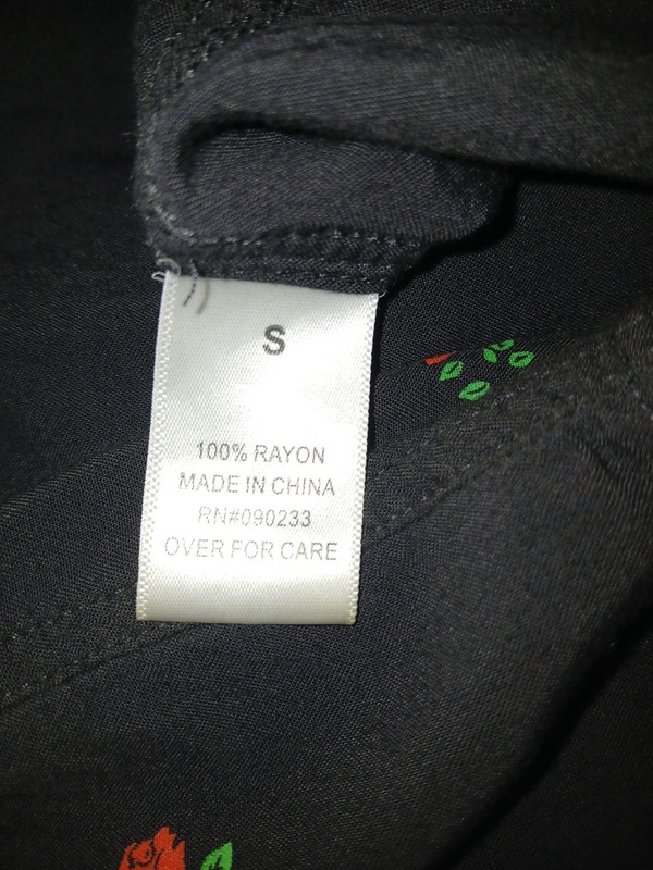 Pac Sun Mens Button Down Black Shirt with Red Rose Pattern, Rayon Size S gallery