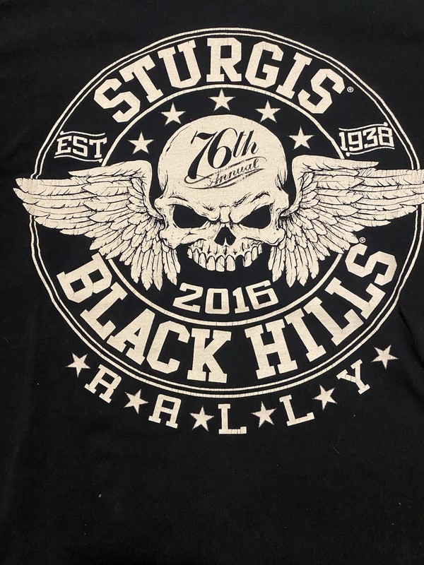Sturgis Black Hills Rally 2016 76th Annual Skull Wings Graphic T-Shirt Men’s L gallery