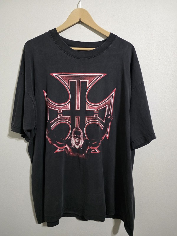 Triple H WWE WWF wrestling overprinted tee Size 2xl