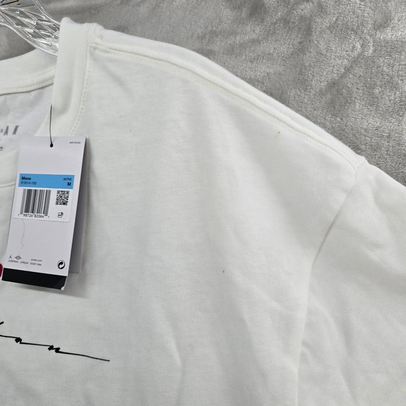 Jordan T-Shirt Mens Medium White Nike Script Jumpman 23 Graphic Short Sleeve gallery