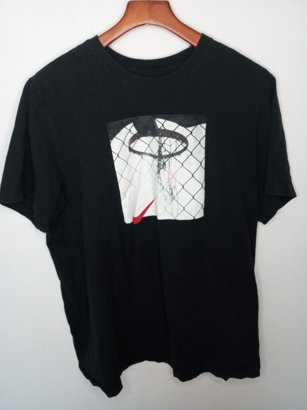 Nike Men’s T-Shirt XL basketball graphic the Nike tee rare