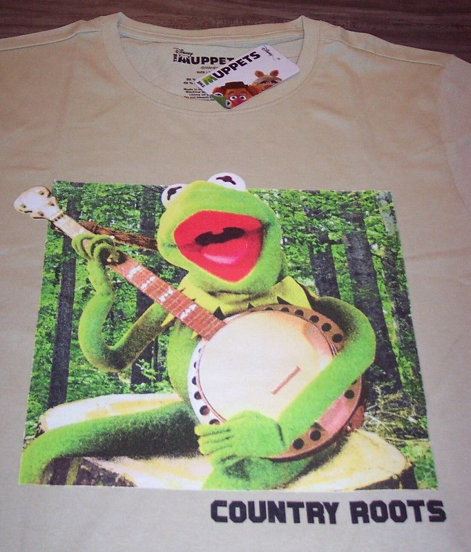 The Muppets KERMIT THE FROG Country Roots Banjo T-Shirt MENS SMALL NEW / TAG