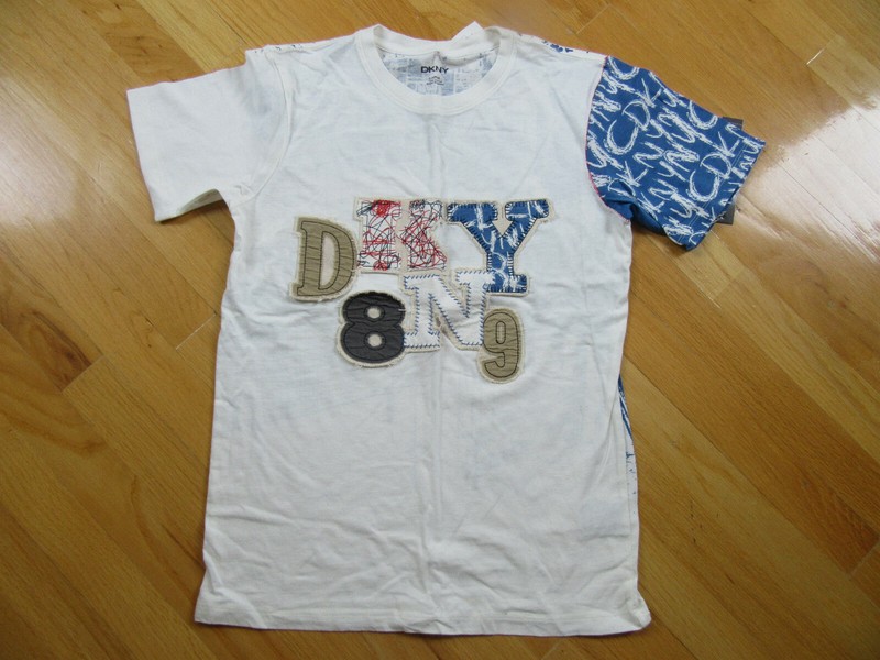 NWT DKNY Boy Cream Graphic T-Shirt 100% Cotton Size L (13-14Y)