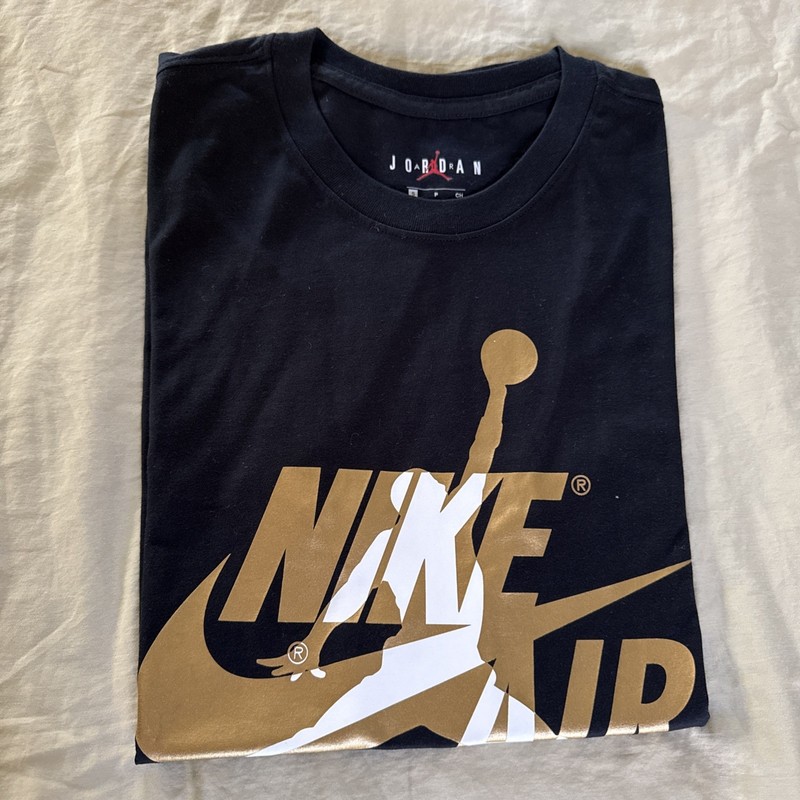 Jordan Tshirt Small