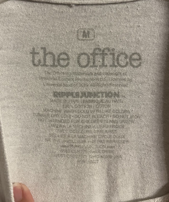 The Office Men M Cast Photo Graphic T Shirt White Medium Unisex Short Sleeve EUC gallery