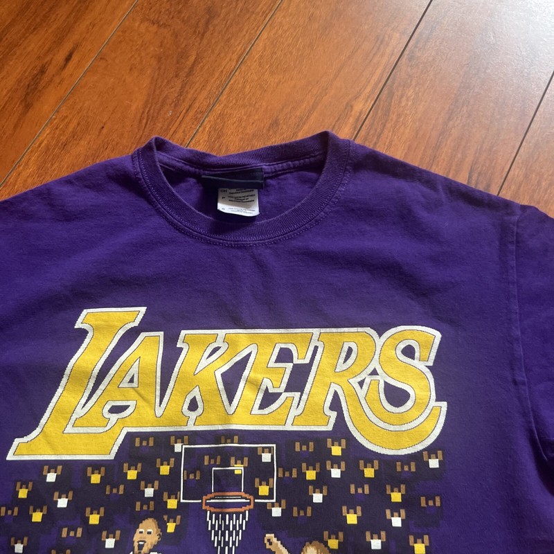 VTG Kobe Bryant Shirt Exclusive NBA Los Angeles Lakers 8-Bit Video Gamer Adult S gallery
