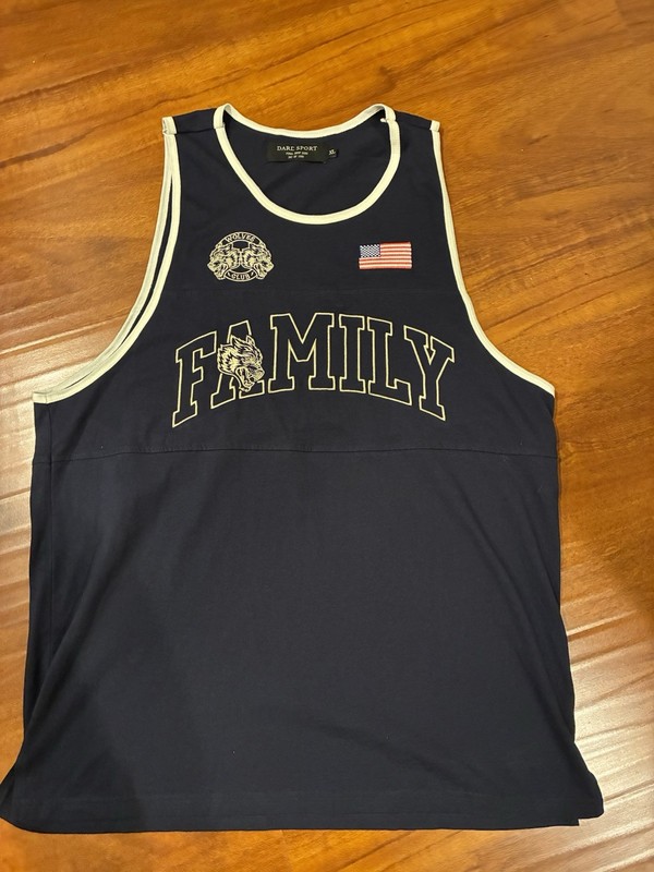 Darc Sport Family Wolves Club Tank Top Men’s XL Blue USA Flag Gym Fitness