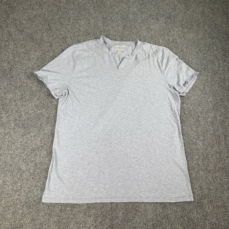 Banana Republic Quick Dry Shirt Men L Blue Breathable Athletic Minimalist Tee