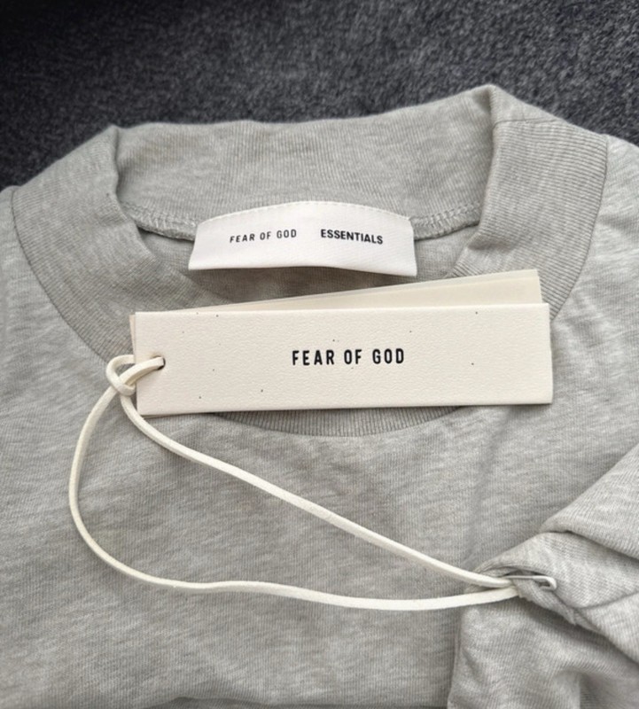 Fear of God Essentials Logo Gray Crew Neck Short Sleeve Cotton Jersey Tee L