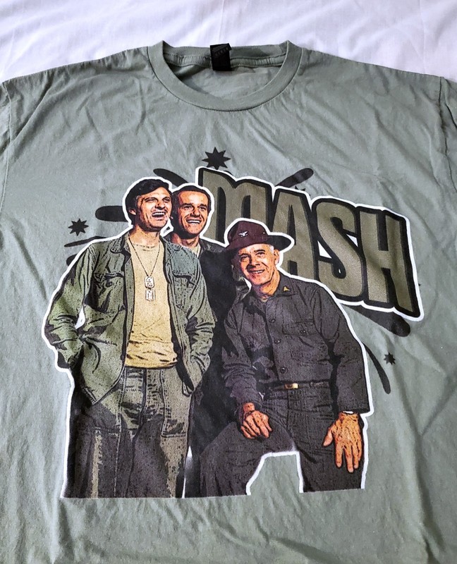 NWOT MASH M*A*S*H Hawkeye TV Show 70s 80s T-Shirt Men's Unisex Large L gallery