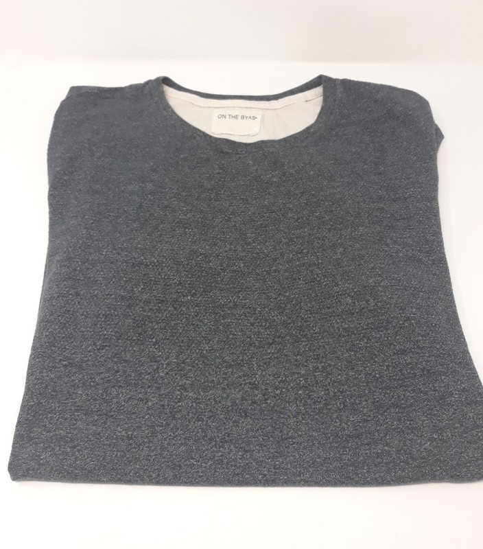 On The Byas Mens Longer Length TShirt Crew Gray Textured Short Sleeve L Tall
