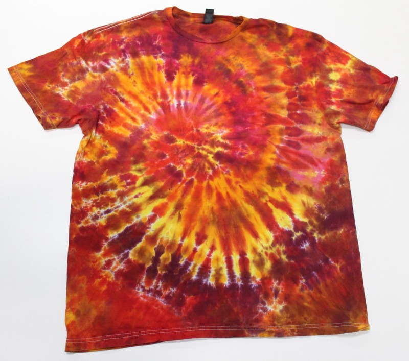 Tie Dye T-Shirt Adult XL Red Pyroclastic Lava Gildan Softstyle Short Sleeve