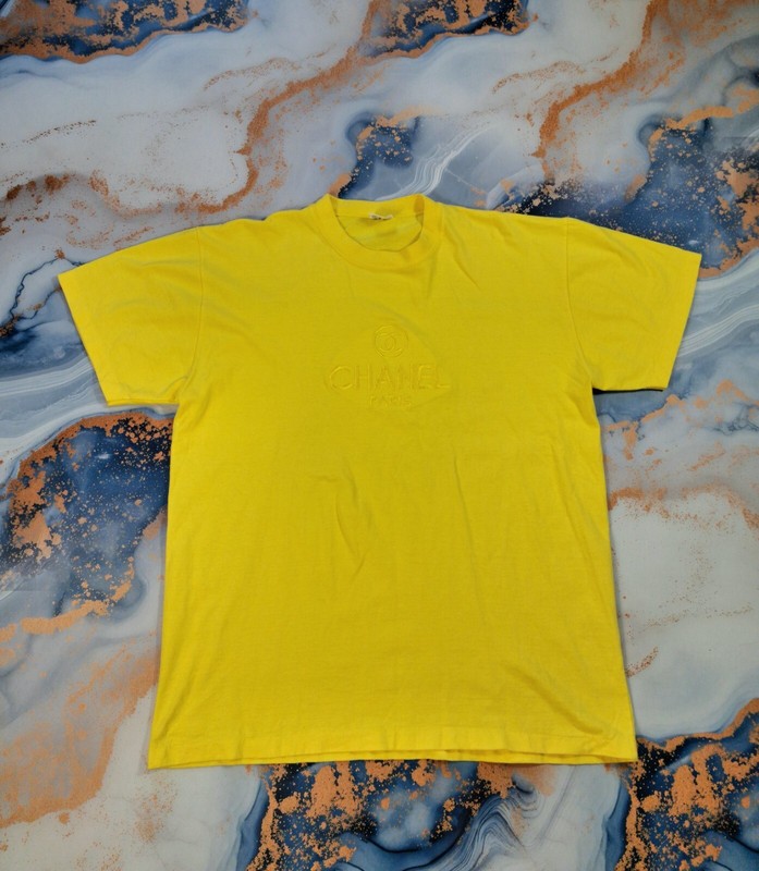 Vintage Chanel Boutique Paris Big Logo Gold Embroidery T-Shirt Yellow 90s Luxury