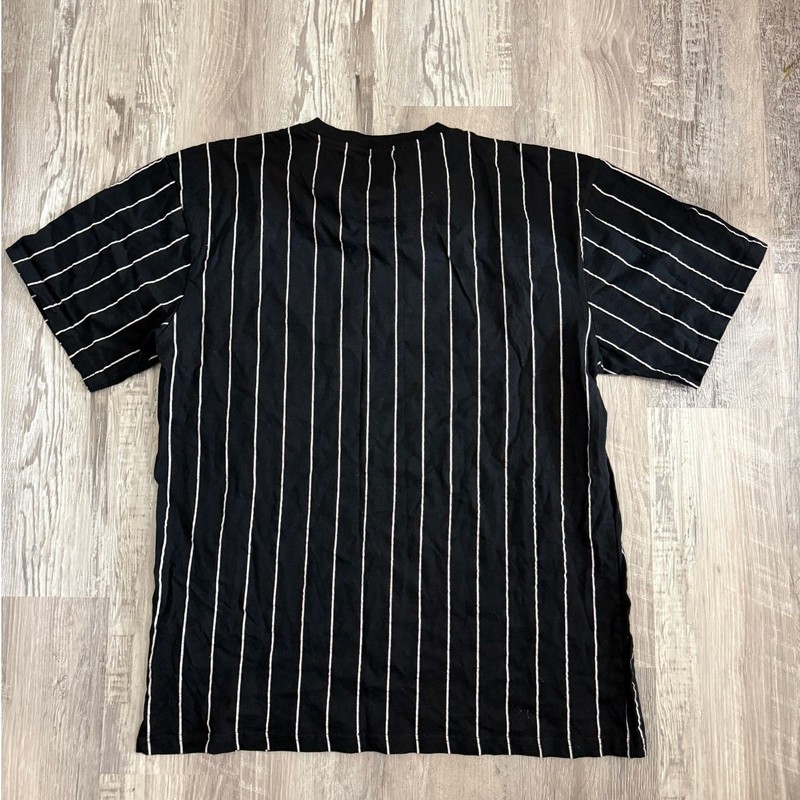 Karl Kani Black & White Pinstripe Embroidered Logo Short Sleeve Tee Mens Size M gallery