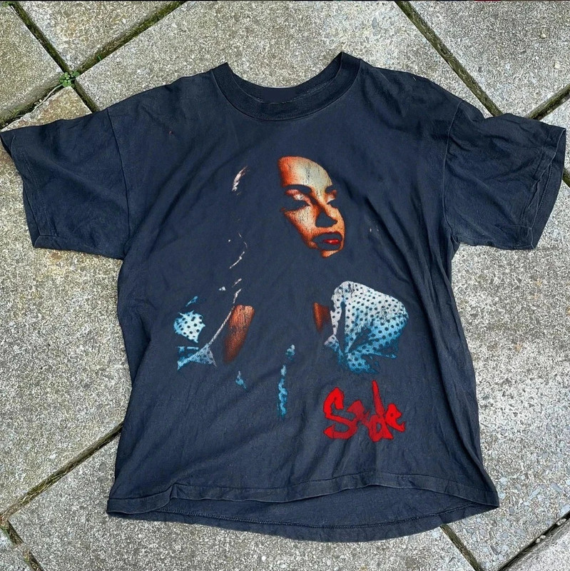 Sade T-Shirt Aged Black Two Sided Tee