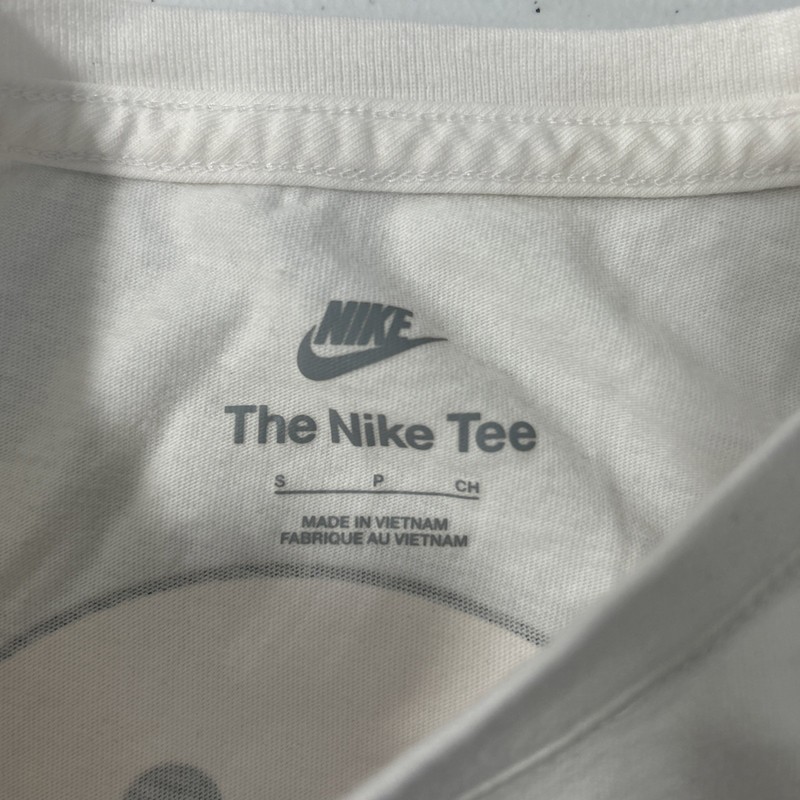 The Nike Tee Shirt Mens S White Retro Sportswear Graphic Normcore gallery