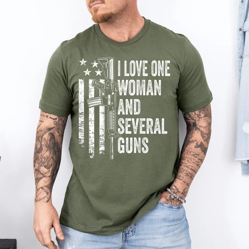 I Love One Woman And Several Guns – Husband Funny Mens Gun T-Shirt