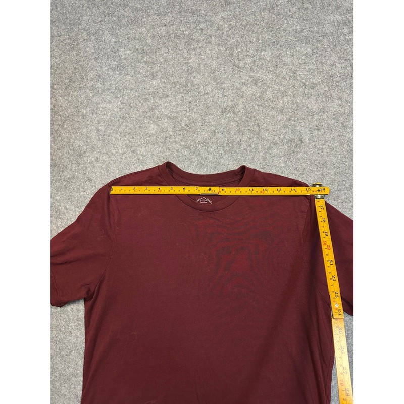 St. John's Bay Classic Menswear T-Shirt Small Burgundy Cotton Blend Short Sleeve gallery