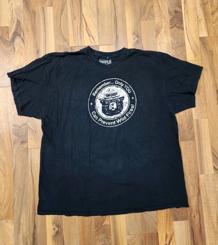 Smokey The bear Graphic T-shirt Short Sleeve Tee Ripple Junction Mens 2XL Black