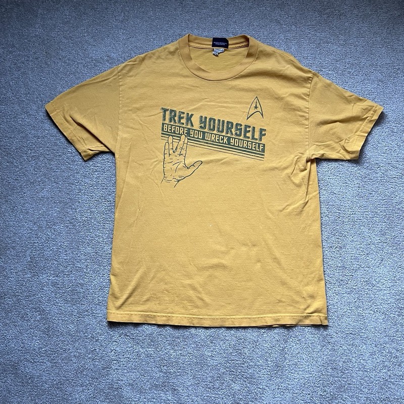Star Trek Y2K Vulcan Salute Graphic Print Funny Humor Yellow Large Shirt